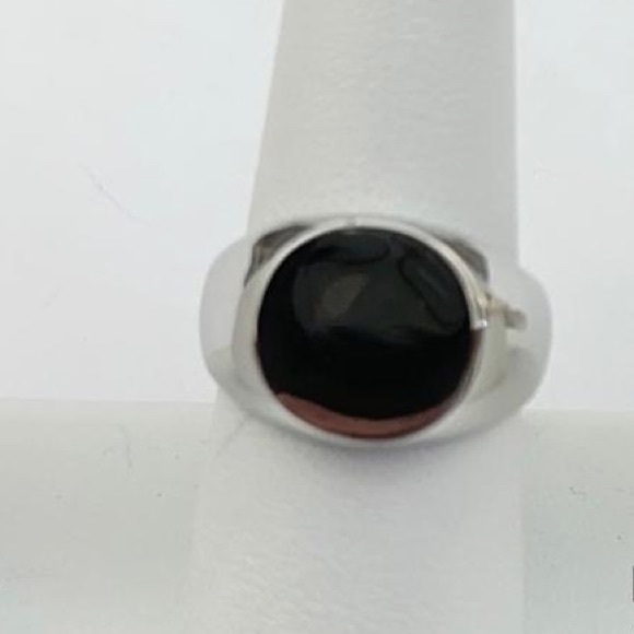 Rings - Picture 10 of 14